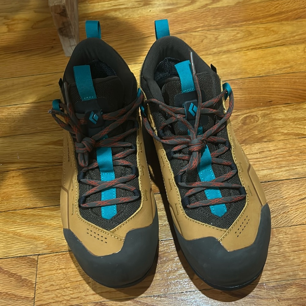 Black Diamond Mission Leather LW WP Approach Shoes - Men's